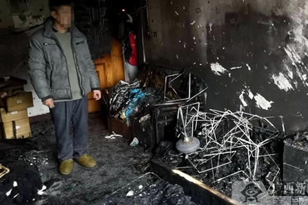 红至日2荧光棒和照明弹有什么区别