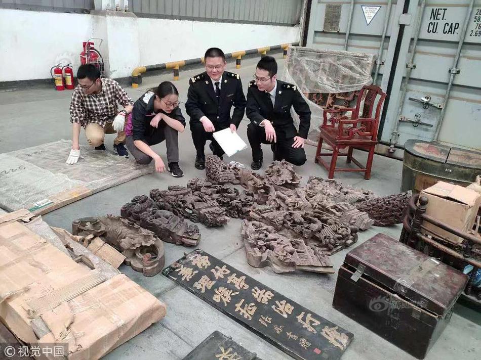 背包英雄护甲大力神之盾有什么效果